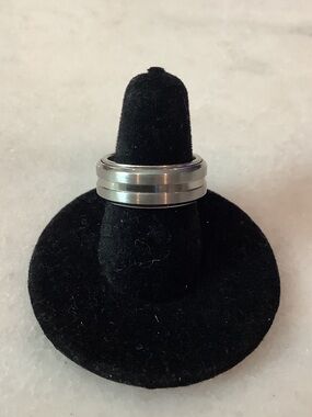 King Will Men's Silver-Tone Stainless Steel Band Ring, Brand New